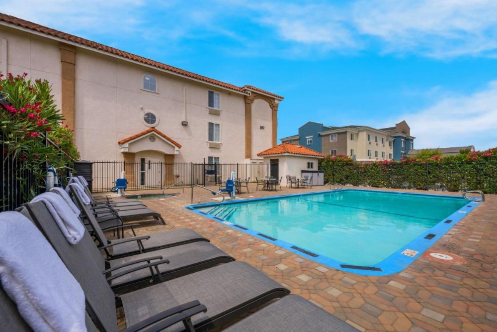  Best Western Salinas Valley Inn & Suites Image 7