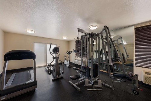  Best Western Salinas Valley Inn & Suites image 8